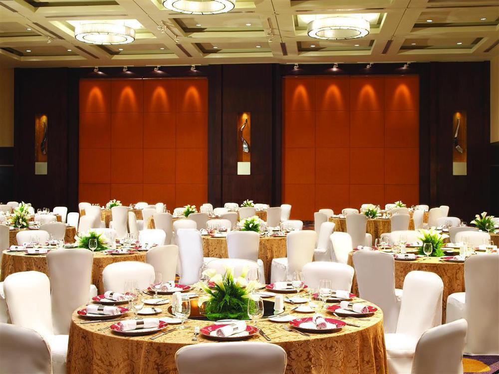 马尼拉新海岸酒店 餐厅 照片 The Grand Ballroom