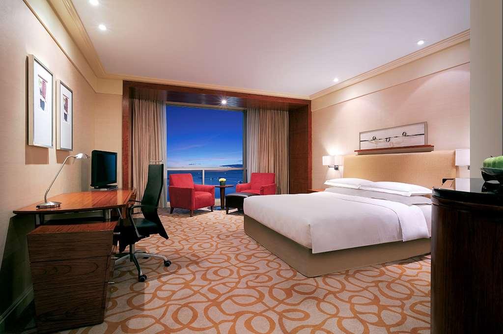 马尼拉新海岸酒店 客房 照片 A room at the hotel